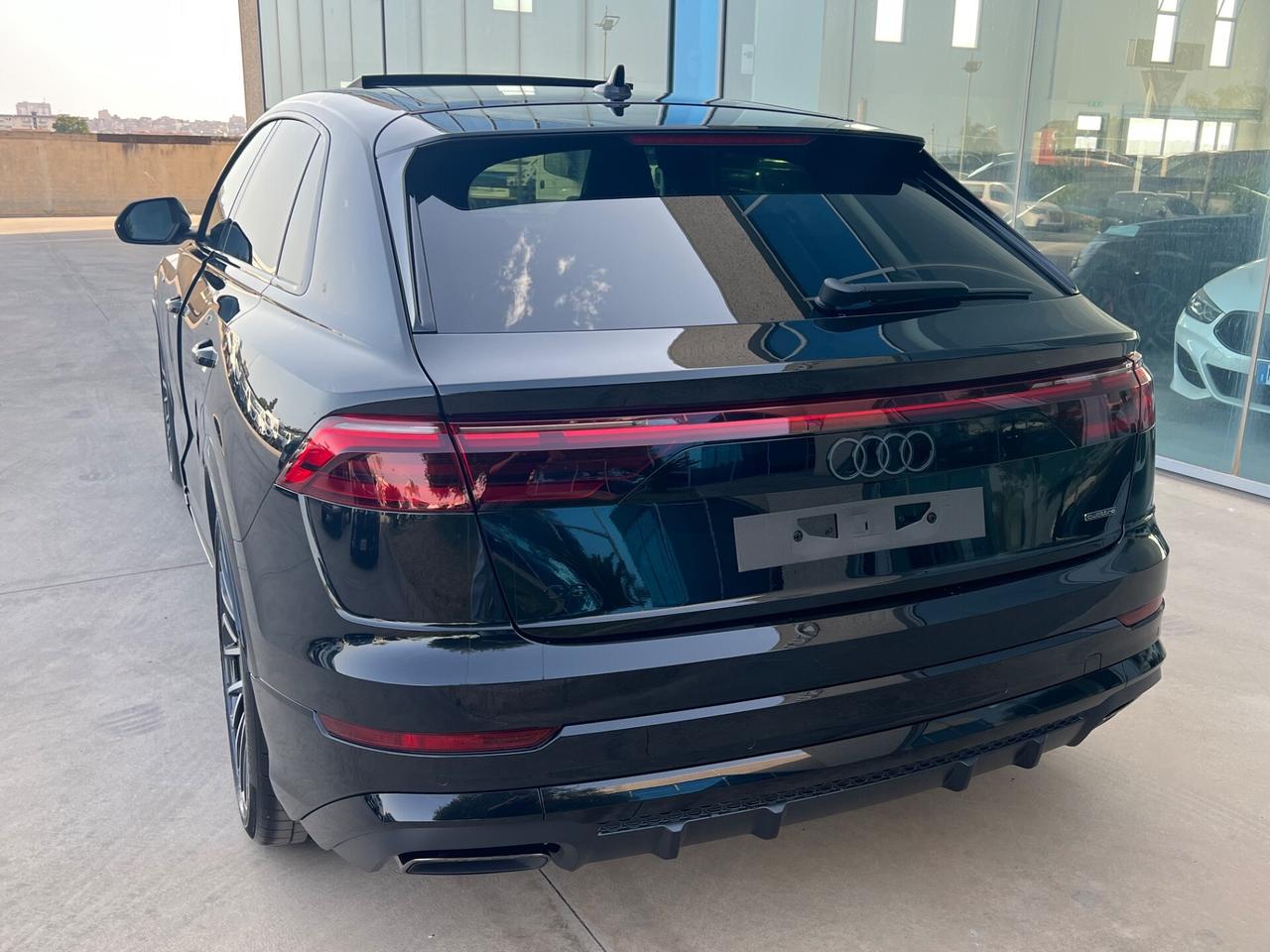 Audi Q8 SUV TDI quattro 286Cv tiptronic S line edition - possibilità noleggio no scoring