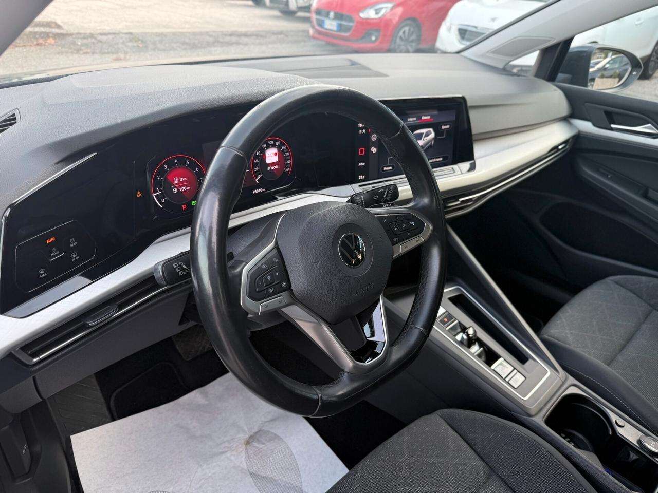 " DA VETRINA " Volkswagen Golf 1.5 TGI DSG Style