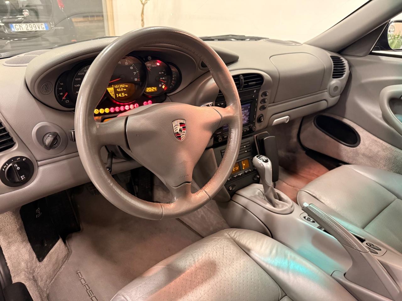 Porsche 911 Carrera Coupé **Manuale**