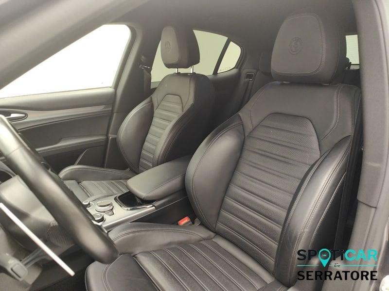 Alfa Romeo Stelvio 2023 2.2 t Veloce Q4 210cv auto
