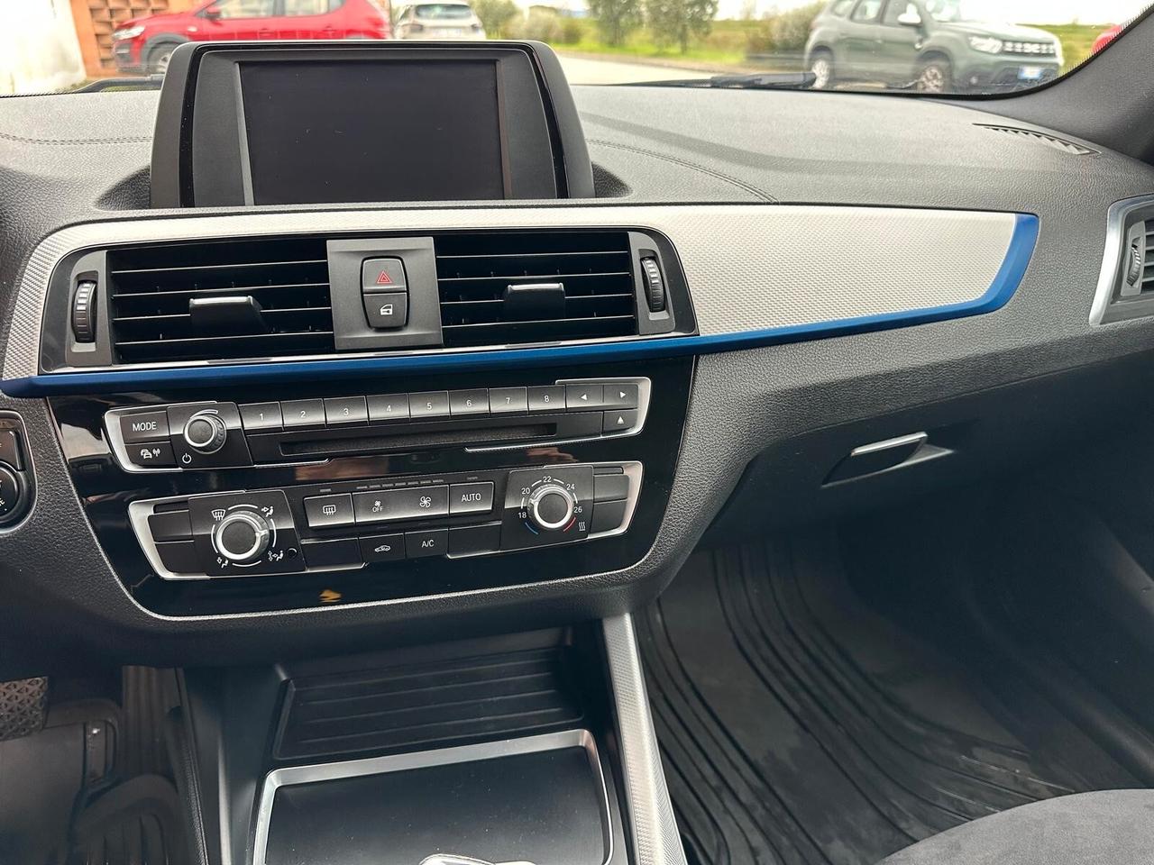 Bmw 120 120i 5p. Sport