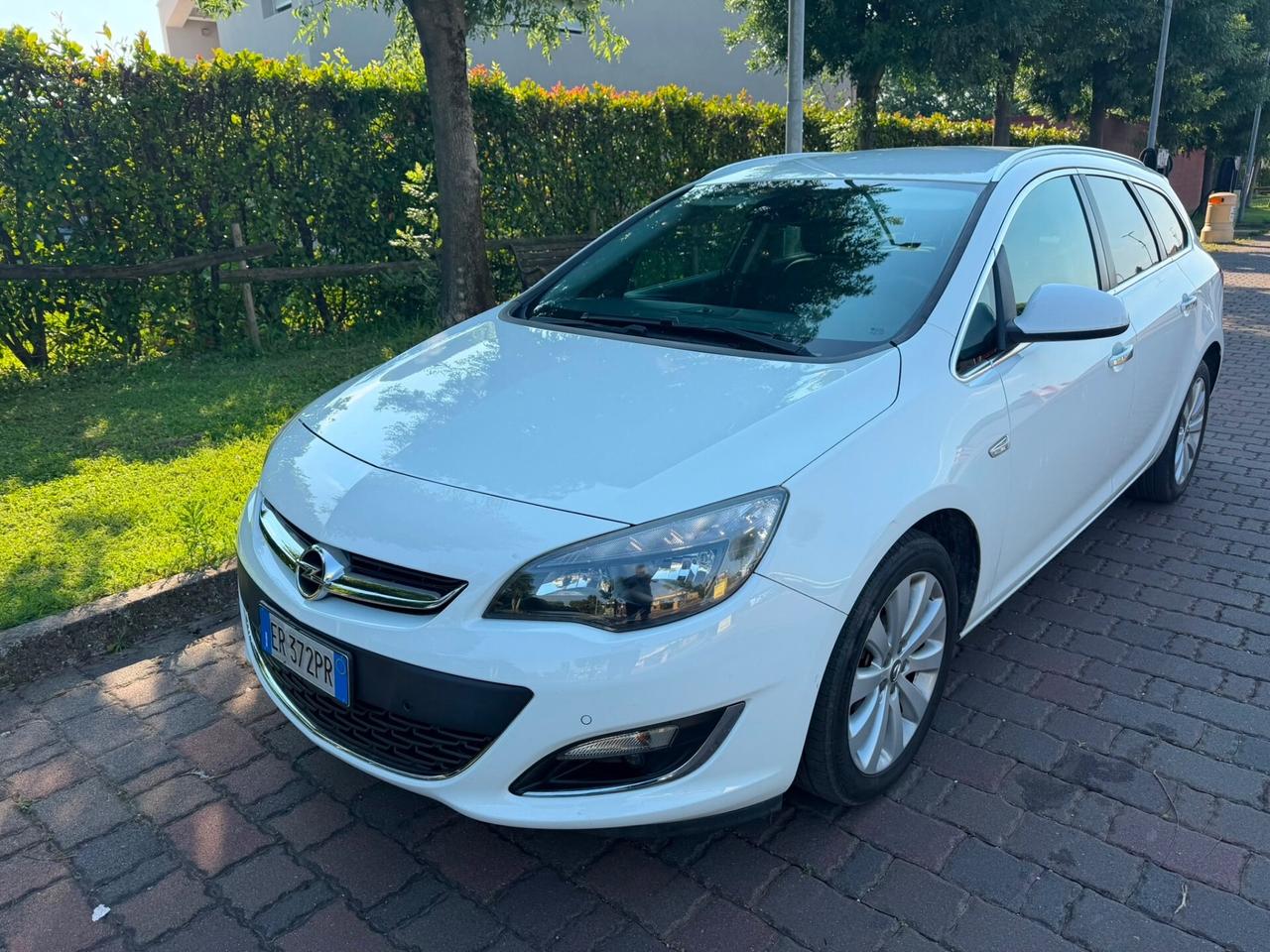 Opel Astra 1.4 Turbo 140CV Sports Tourer GPL Tech Cosmo
