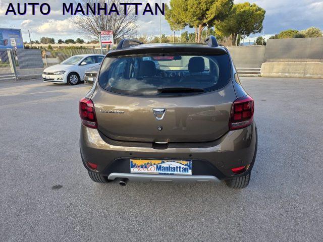 DACIA Sandero Stepway 1.5 Blue dCi 95CV 15th Anniversary