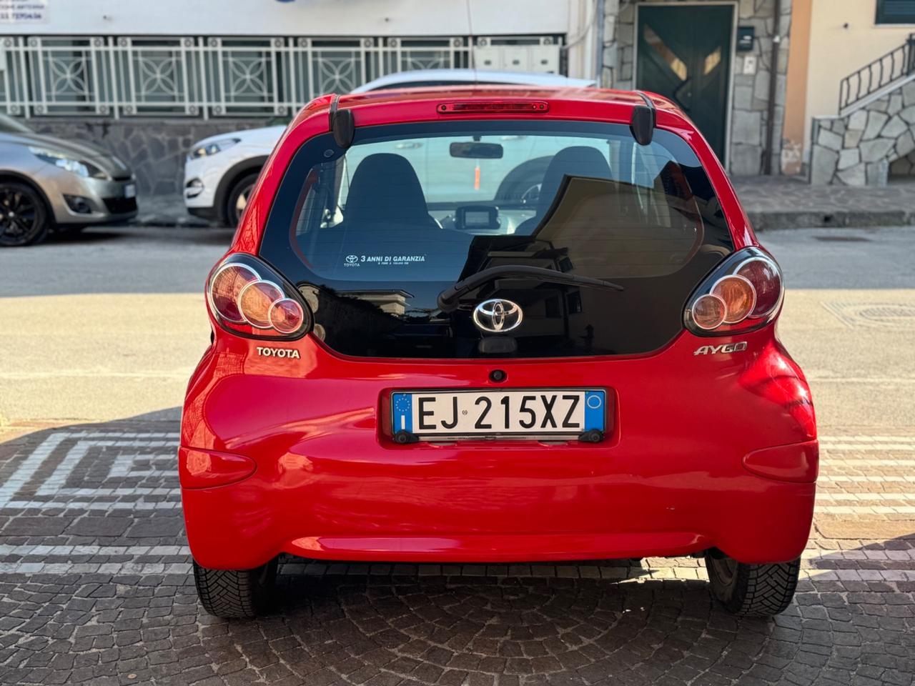 Toyota Aygo 1.0 12V VVT-i 5 porte Deep Ocean Connect