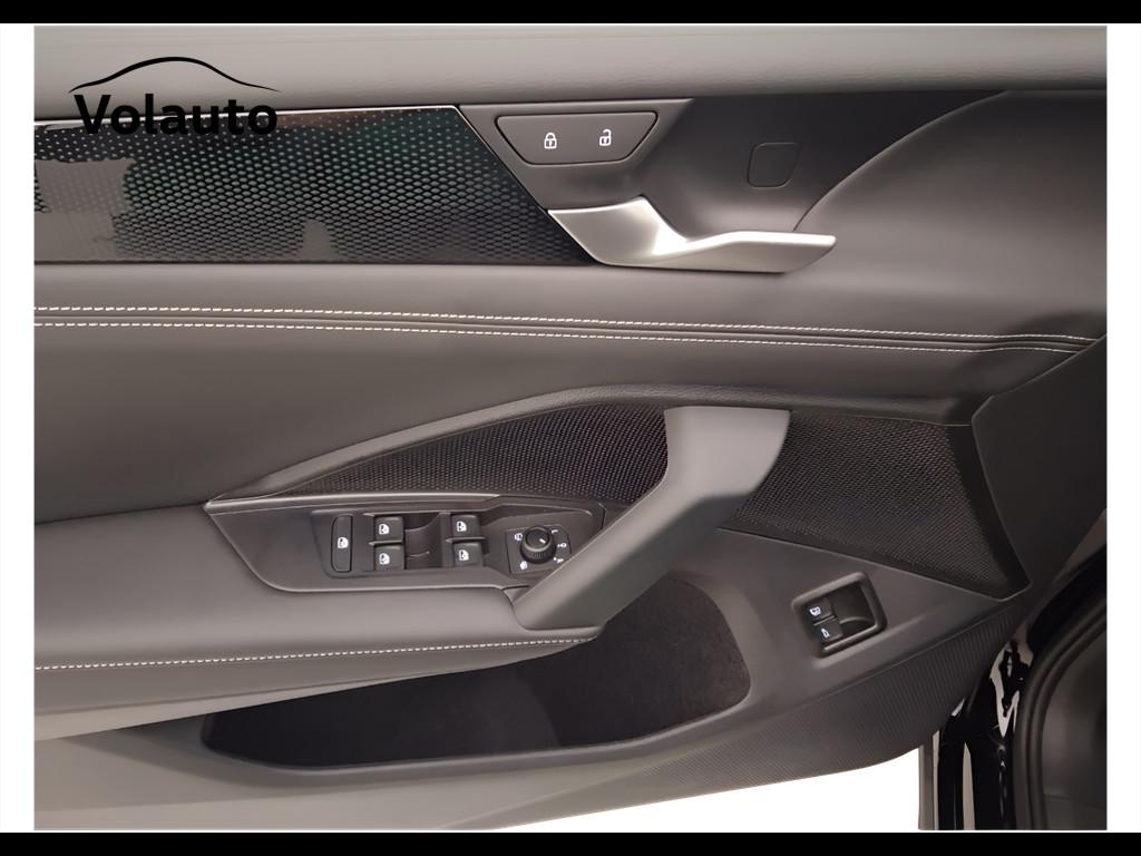 VOLKSWAGEN Tiguan III 2024 - Tiguan 1.5 tsi ehybrid Life 204cv dsg