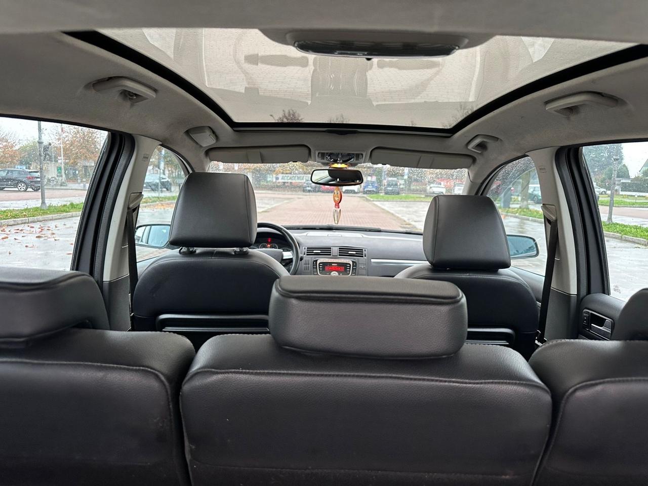 Ford C-Max Focus 1.6 TDCi (90CV) Titanium