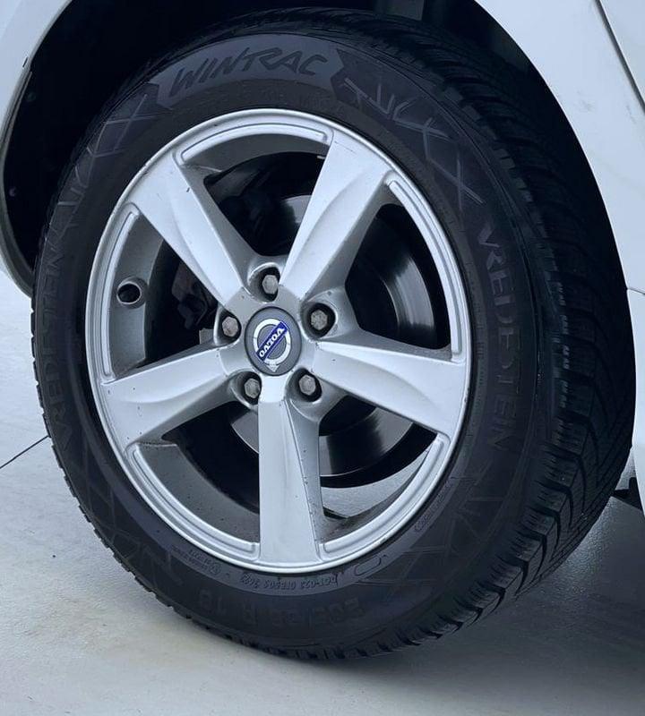 Volvo V40 V40 D2 1.6 Kinetic ** OFFERTA RISERVATA SOLO PER OPERATORI DEL SETTORE **