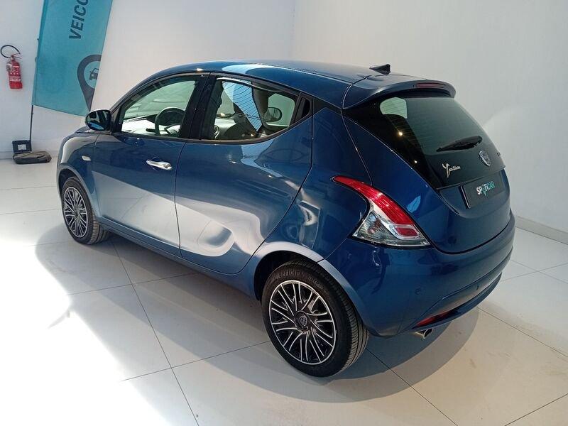 Lancia Ypsilon 1.0 FireFly 5 porte S&S Hybrid Gold