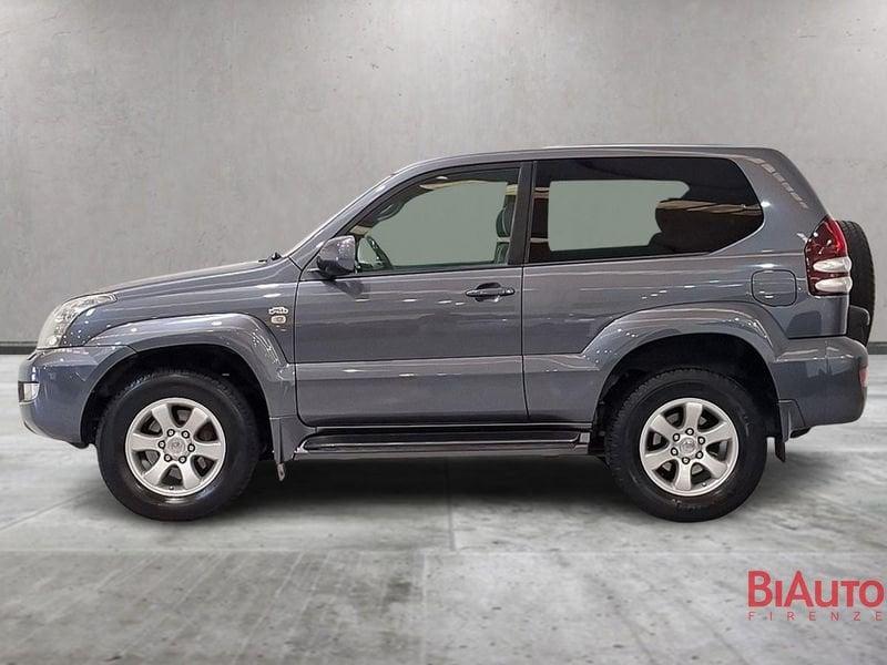 Toyota Land Cruiser Land Cruiser kdj125 3p 3.0 d-4d Executive auto my05