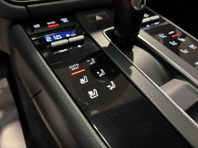 PORSCHE Macan 2.0 265 CV *RADAR*21*SPORT CHRONO*UNIPROP*