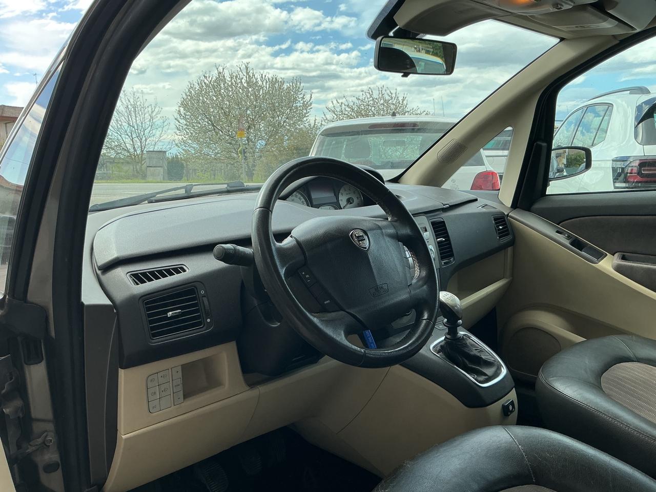 Lancia MUSA 1.4 GPL Gancio Traino