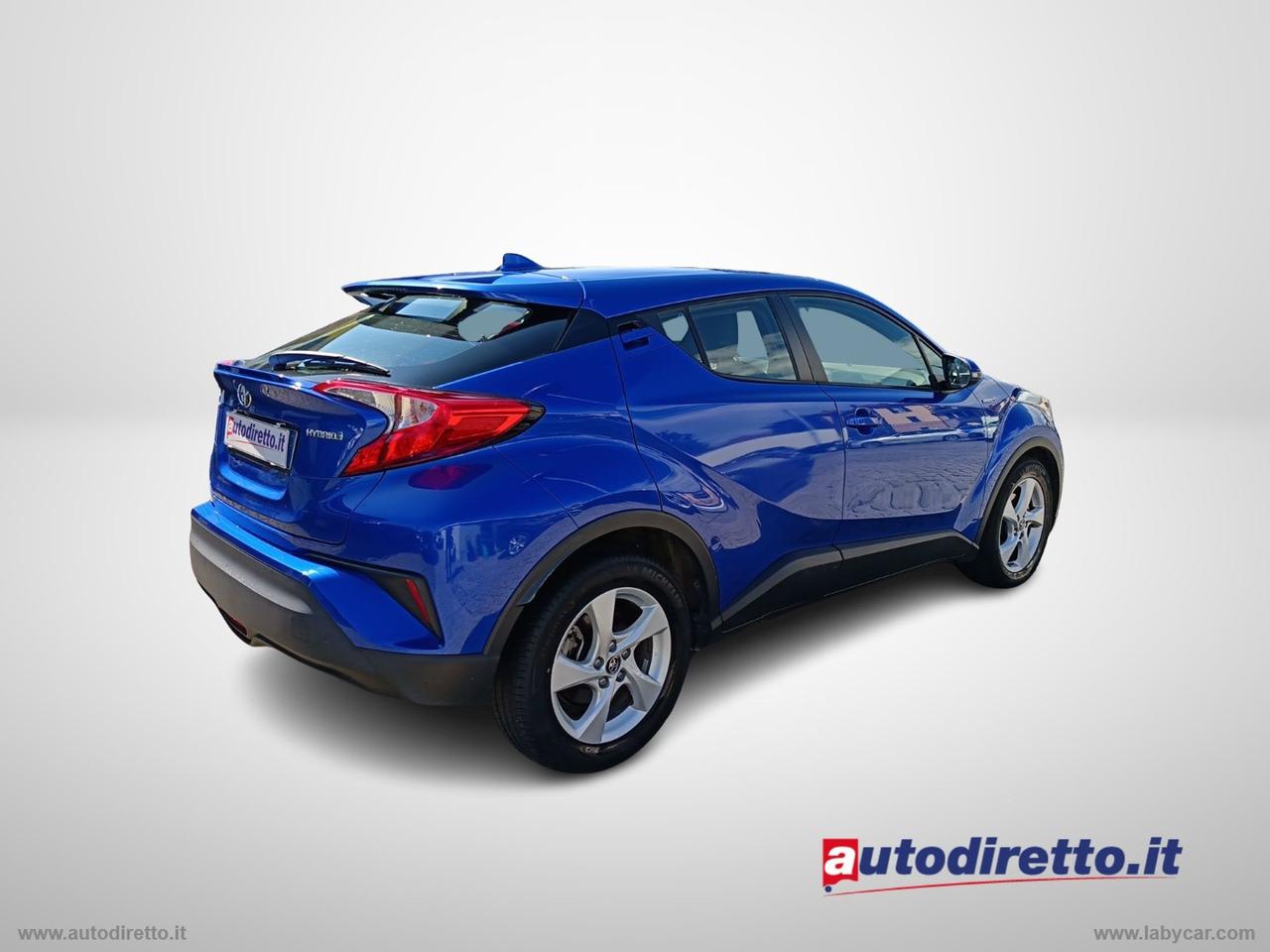 TOYOTA C-HR 1.8 Hybrid E-CVT Business