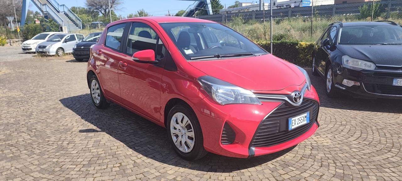 Toyota Yaris 1.0 5 porte