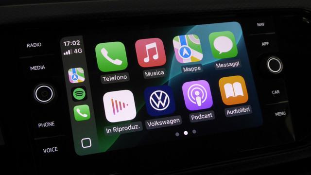 VOLKSWAGEN T-Cross 1.0 TSI 110 CV DSG R-Line