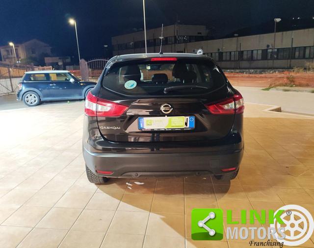 NISSAN Qashqai 1.5 dCi N-Connecta