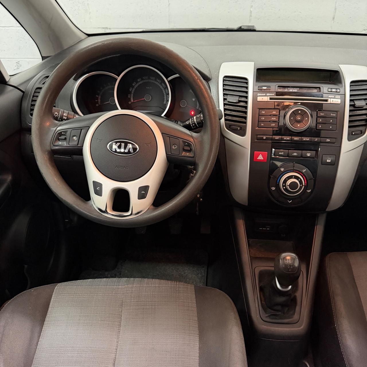 Kia Venga 1.4 CVVT Cool NEOPATENTATI EURO5