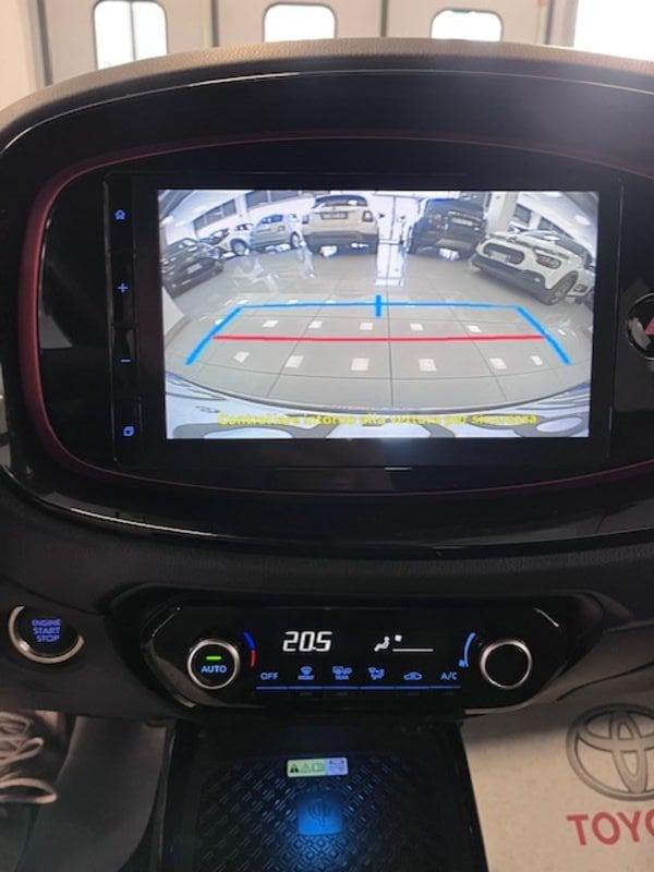 Toyota Aygo X 1.0B (72 CV) Lounge S-CVT