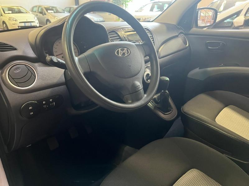 HYUNDAI i10 1.1 12V