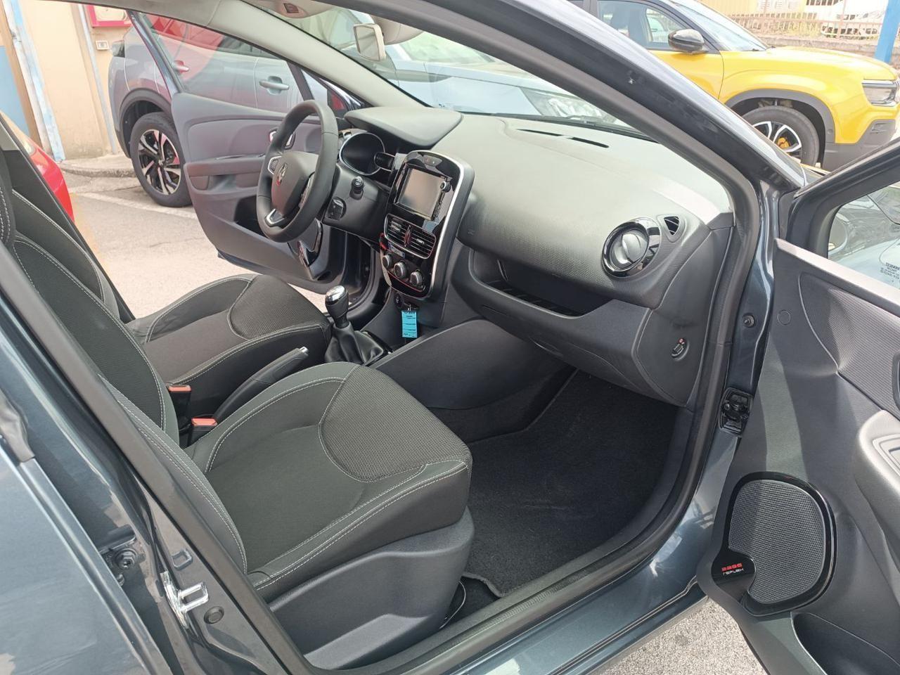 RENAULT Clio dCi 8V 75 CV Start&Stop 5 porte Energy Intens