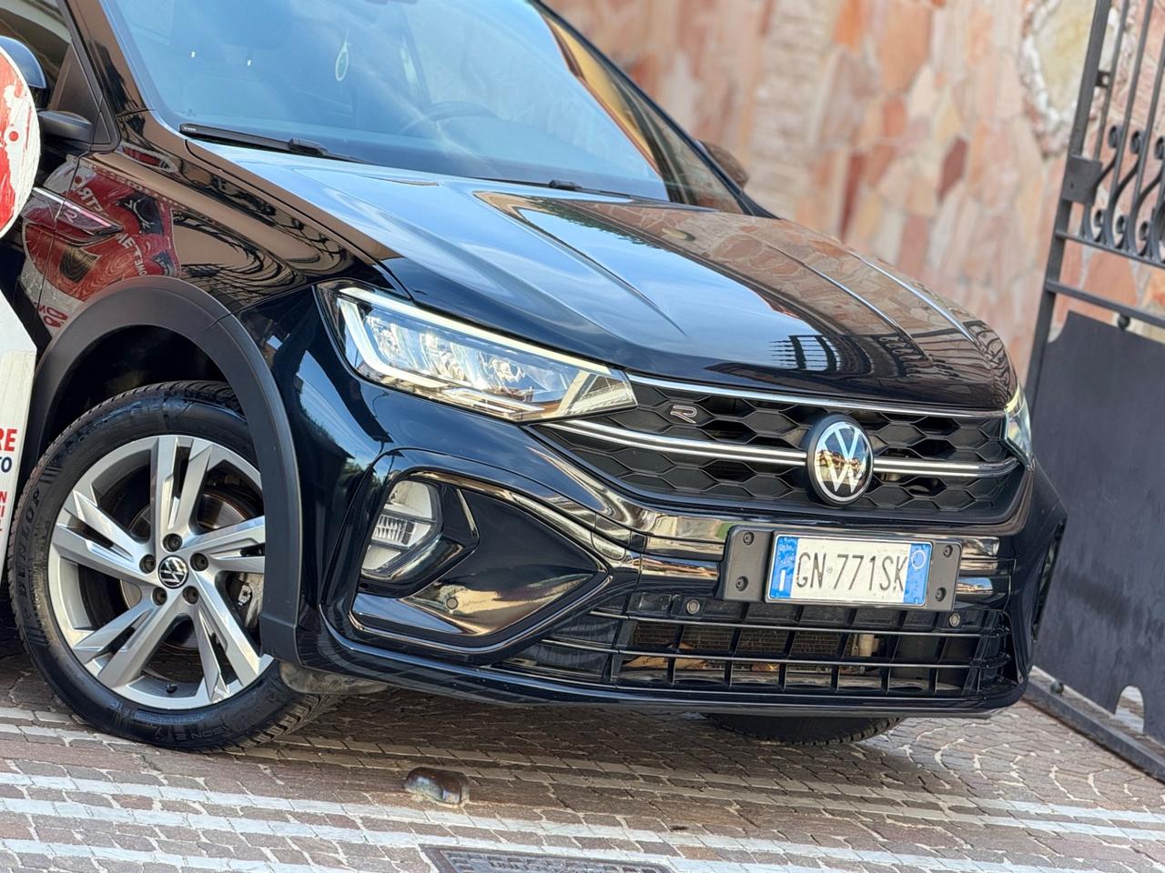 Volkswagen Taigo 1.0 TSI 110 CV DSG R-Line