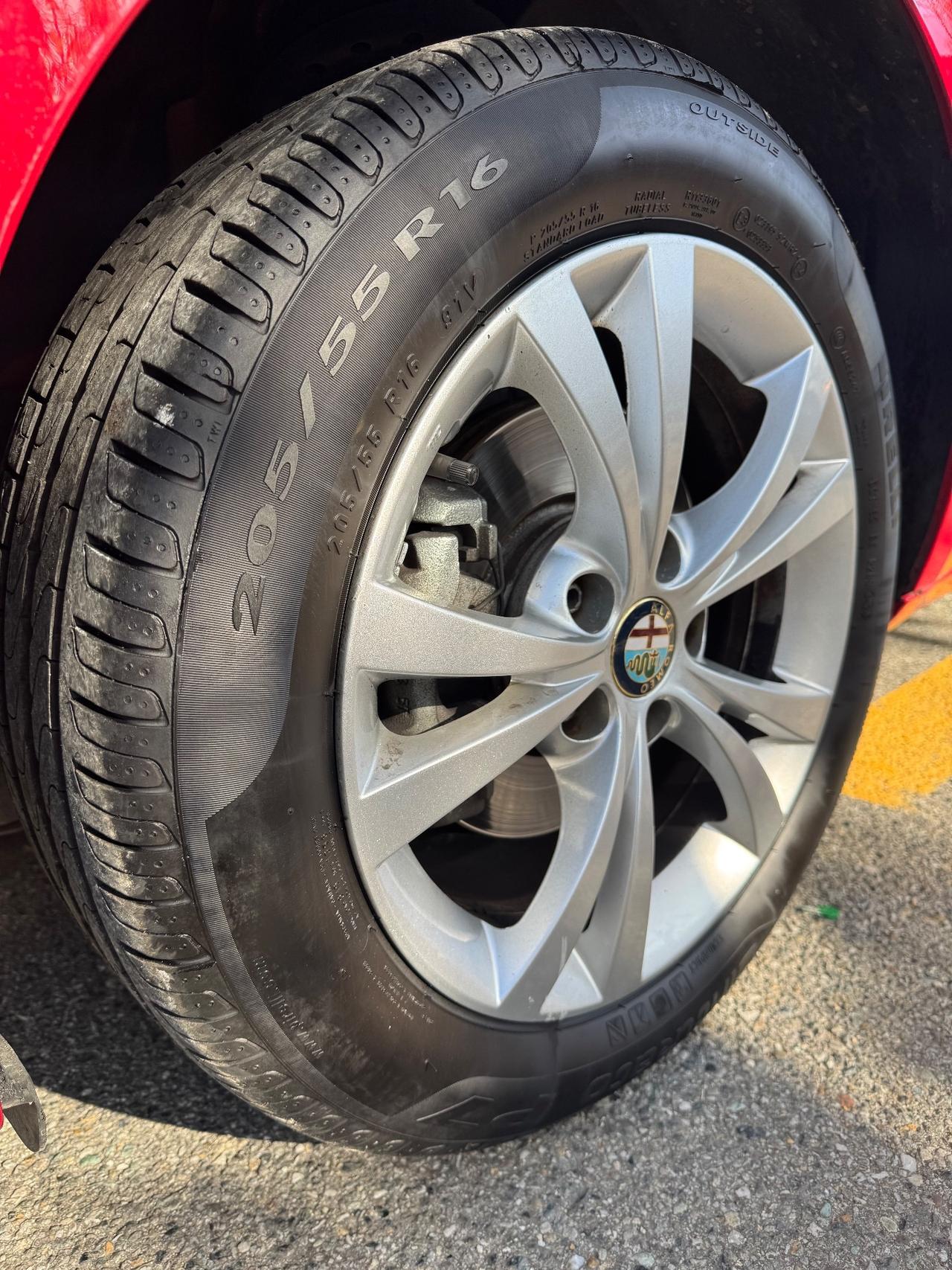 Alfa Romeo Giulietta 1.4 Turbo 120 CV GPL casa Distinctive