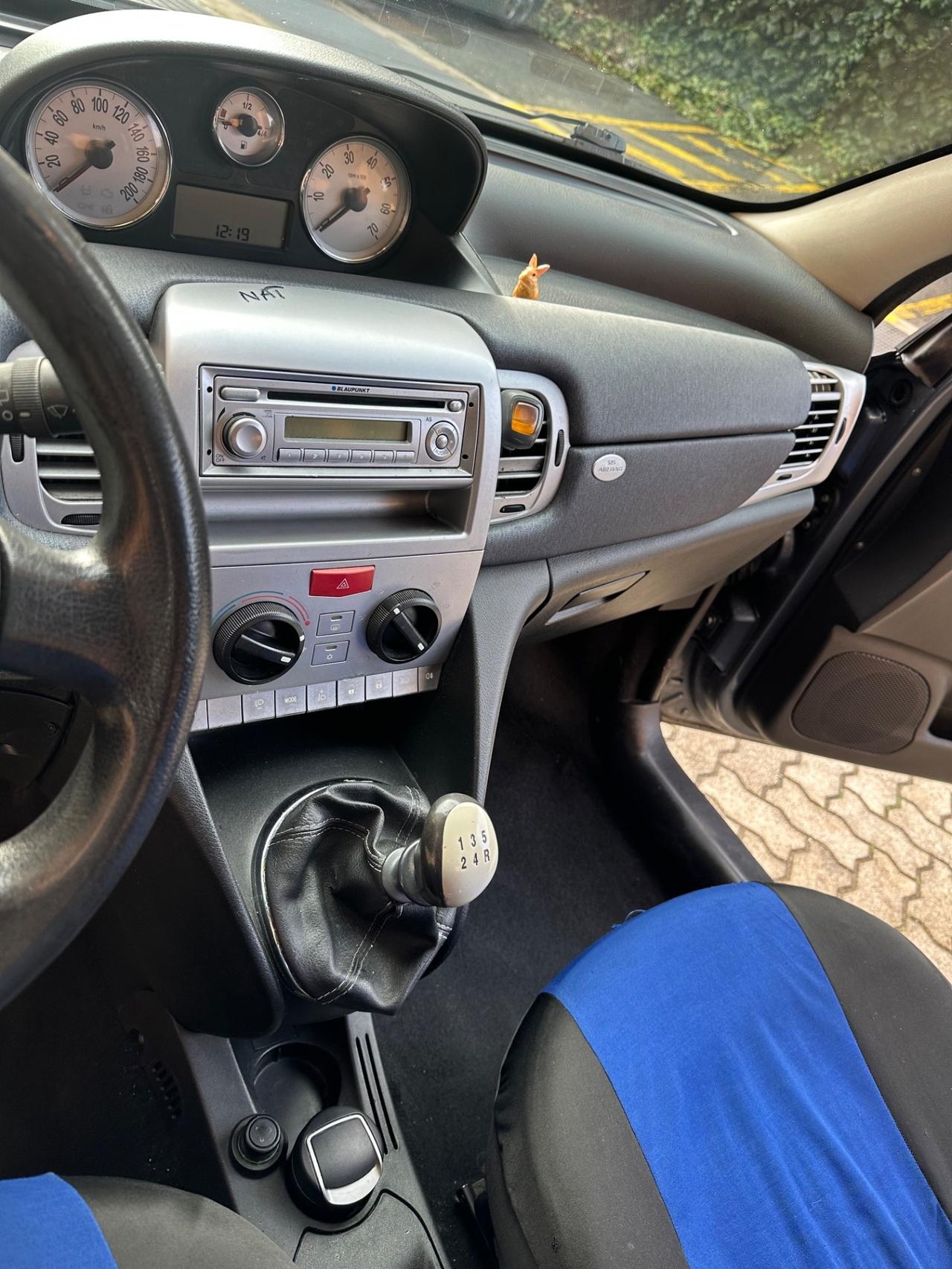 Lancia Ypsilon 1.4 Platino Ecochic GPL