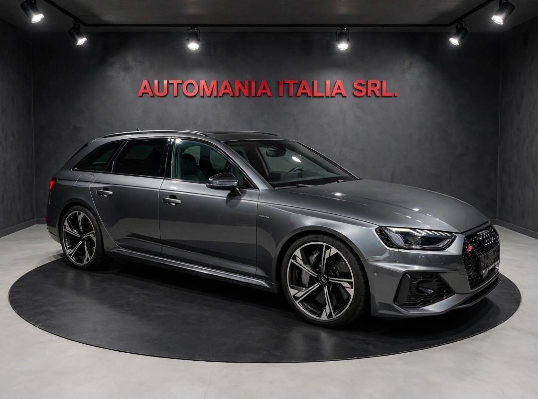 AUDI RS4 2900 TFSI 450 CV Tiptronic