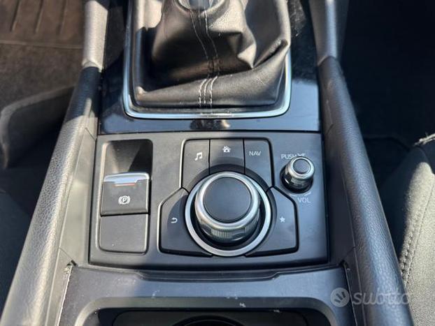 MAZDA 3 1.5 Skyactiv-D Exceed OK NEOPATENTATI