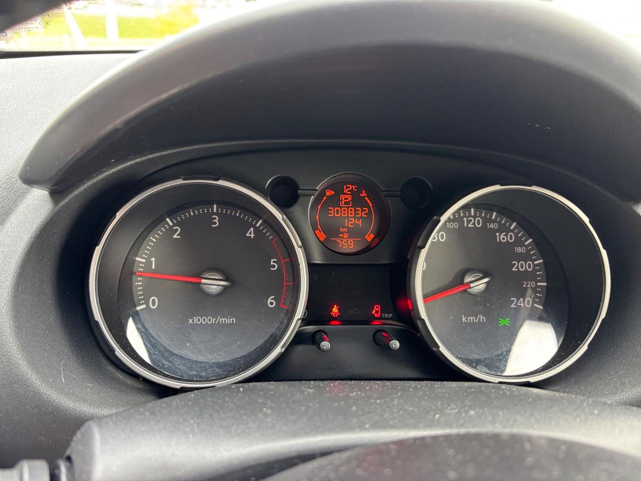 Nissan Qashqai 2.0 dCi DPF 4WD Tekna