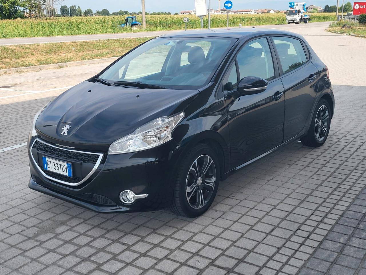 Peugeot 208 1.4 HDi 68 CV 5 porte Active