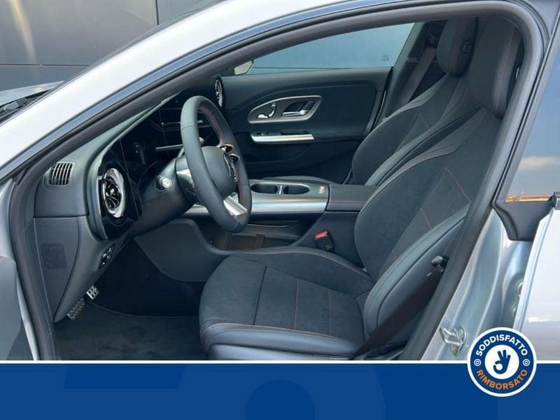 Mercedes-Benz CLA 200 Automatic Coupé 4Matic Premium