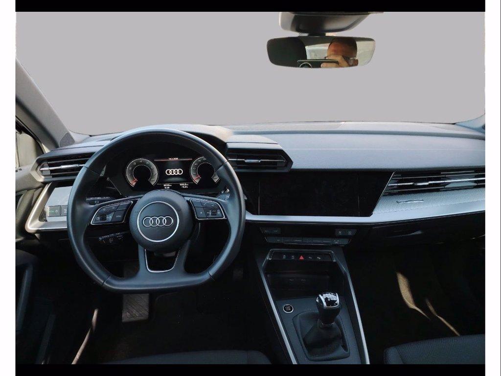 AUDI A3 sedan 35 1.5 tfsi business advanced del 2025