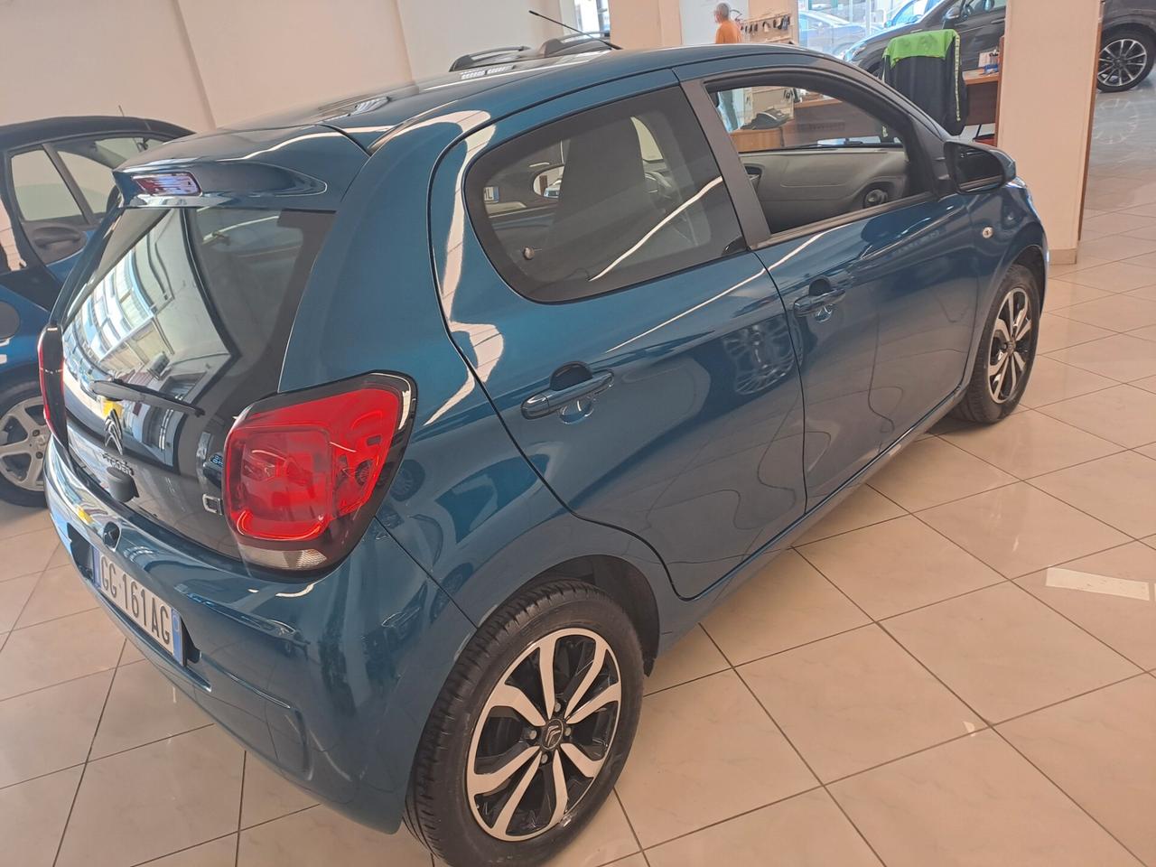 Citroen C1 VTi 72 S&S 5 porte Shine