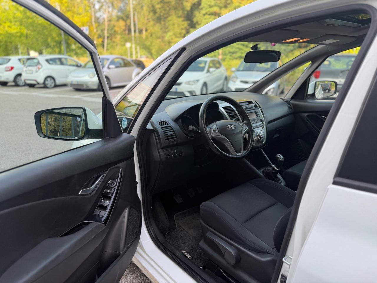 Hyundai iX20 1.4 90 CV *Neopatentati/Tetto