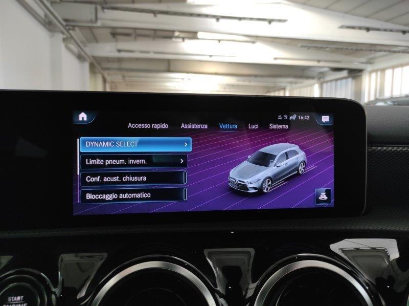 Mercedes-Benz Classe A (W177) - A 200 Automatic Sport