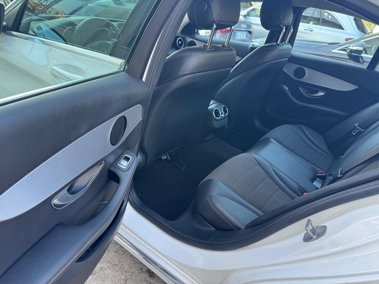Mercedes-benz C 200 d Auto Premium