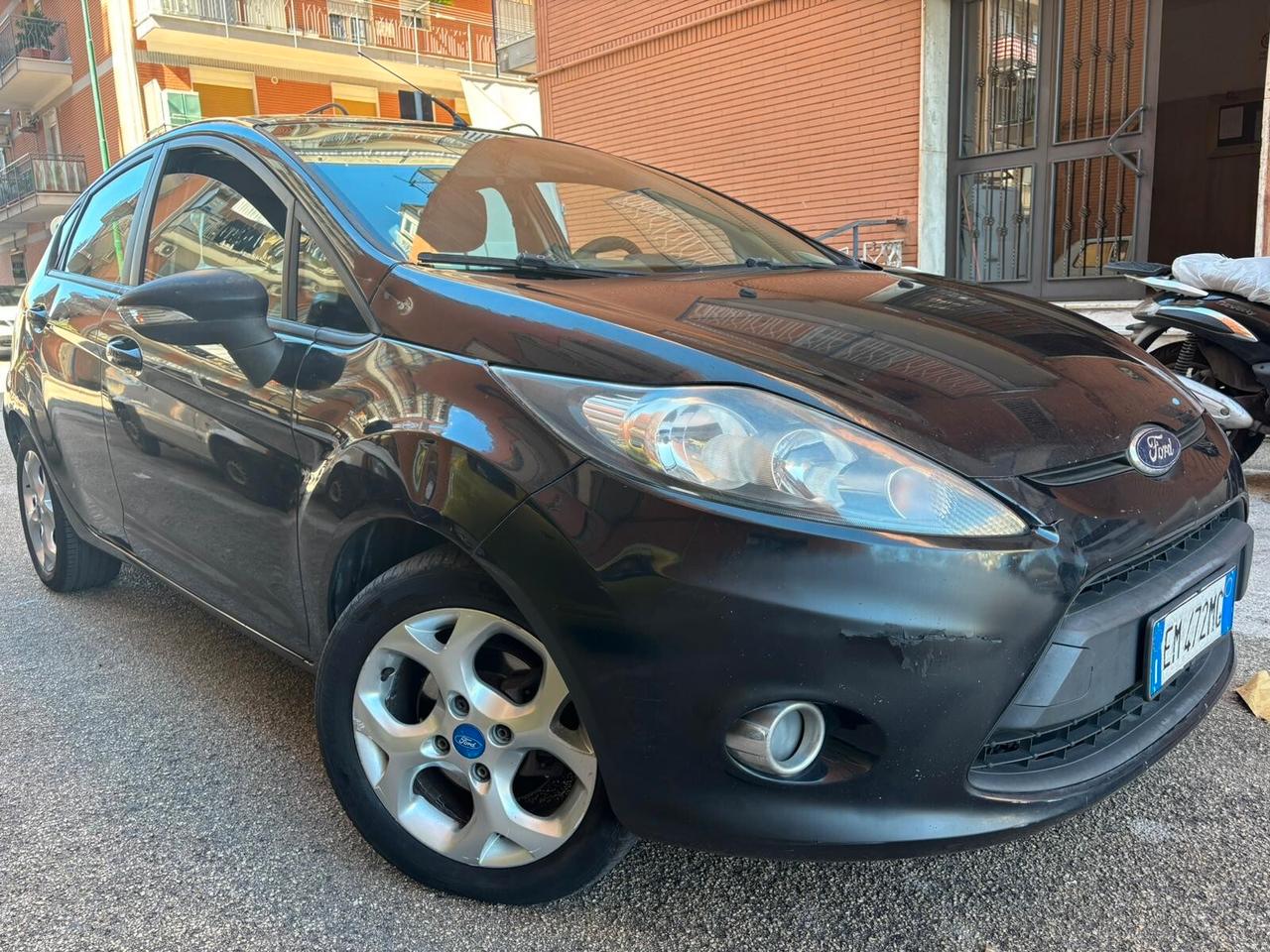 Ford Fiesta 1.4 TDCi 70CV 5 porte Titanium