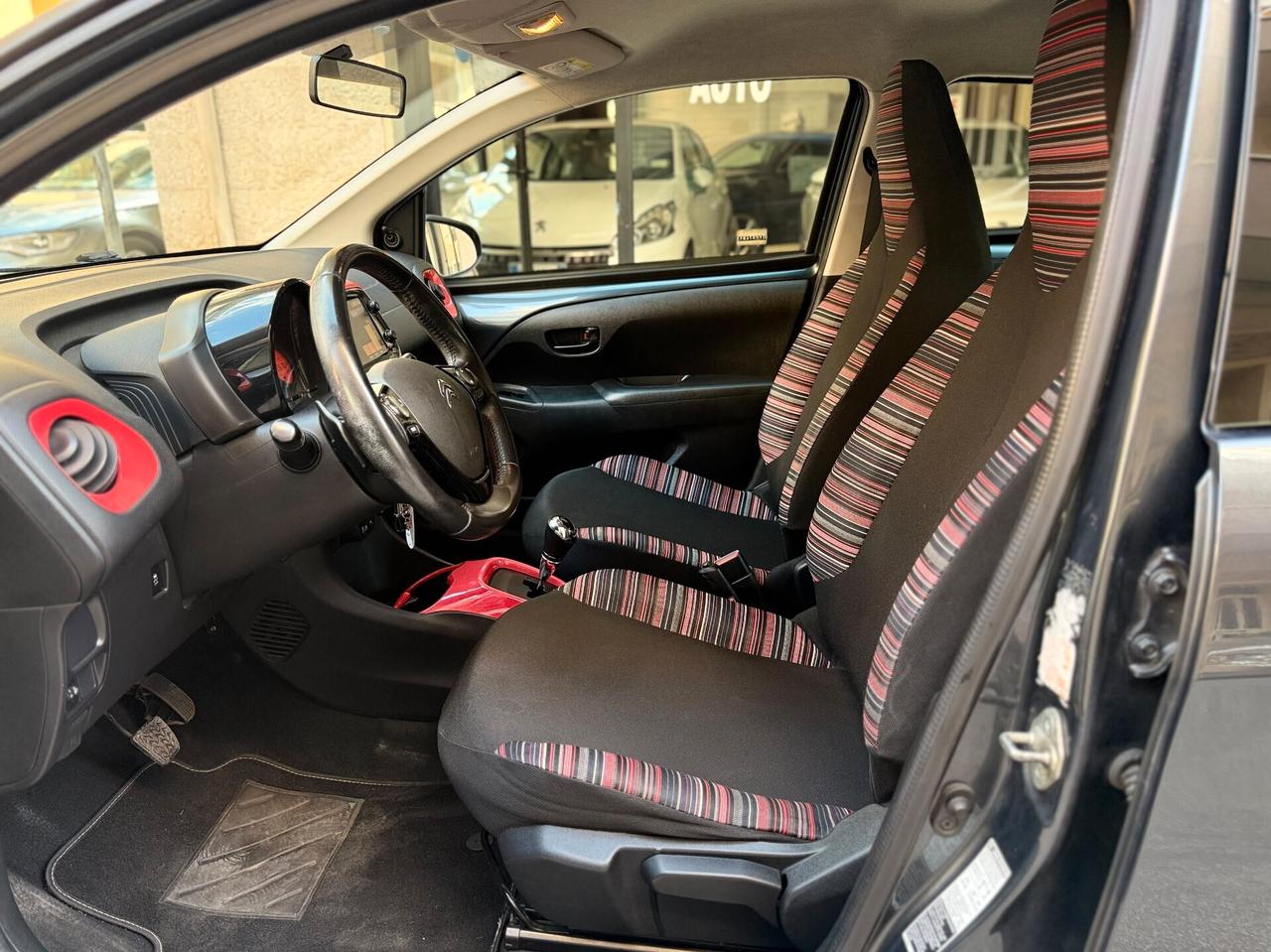 Citroen C1 VTi 68 ETG 5 porte Shine AUTOMATICA !!!