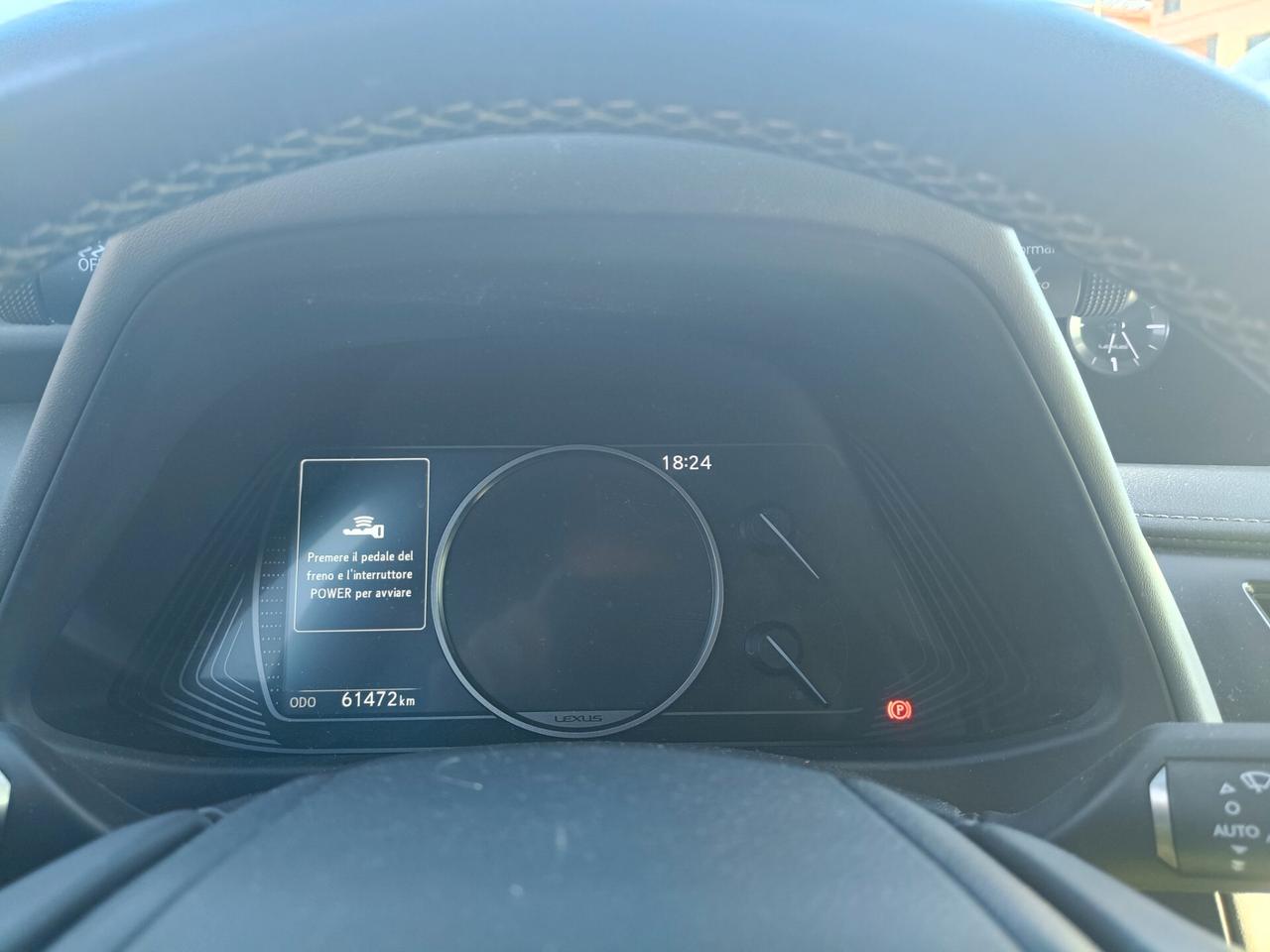 Lexus UX UX Hybrid 60 Mila km unipro