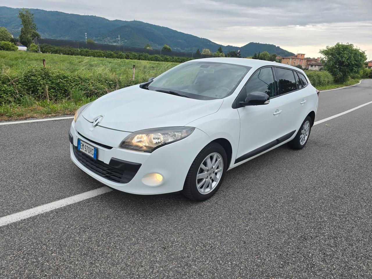 RENAULT MEGANE 1.5 dCi "OK PER NEOPATENTATI "