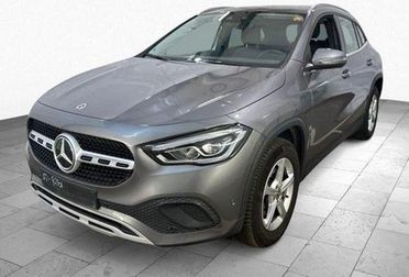 MERCEDES-BENZ GLA 180 d Automatic Style "LED" NAVI"CAMERA"