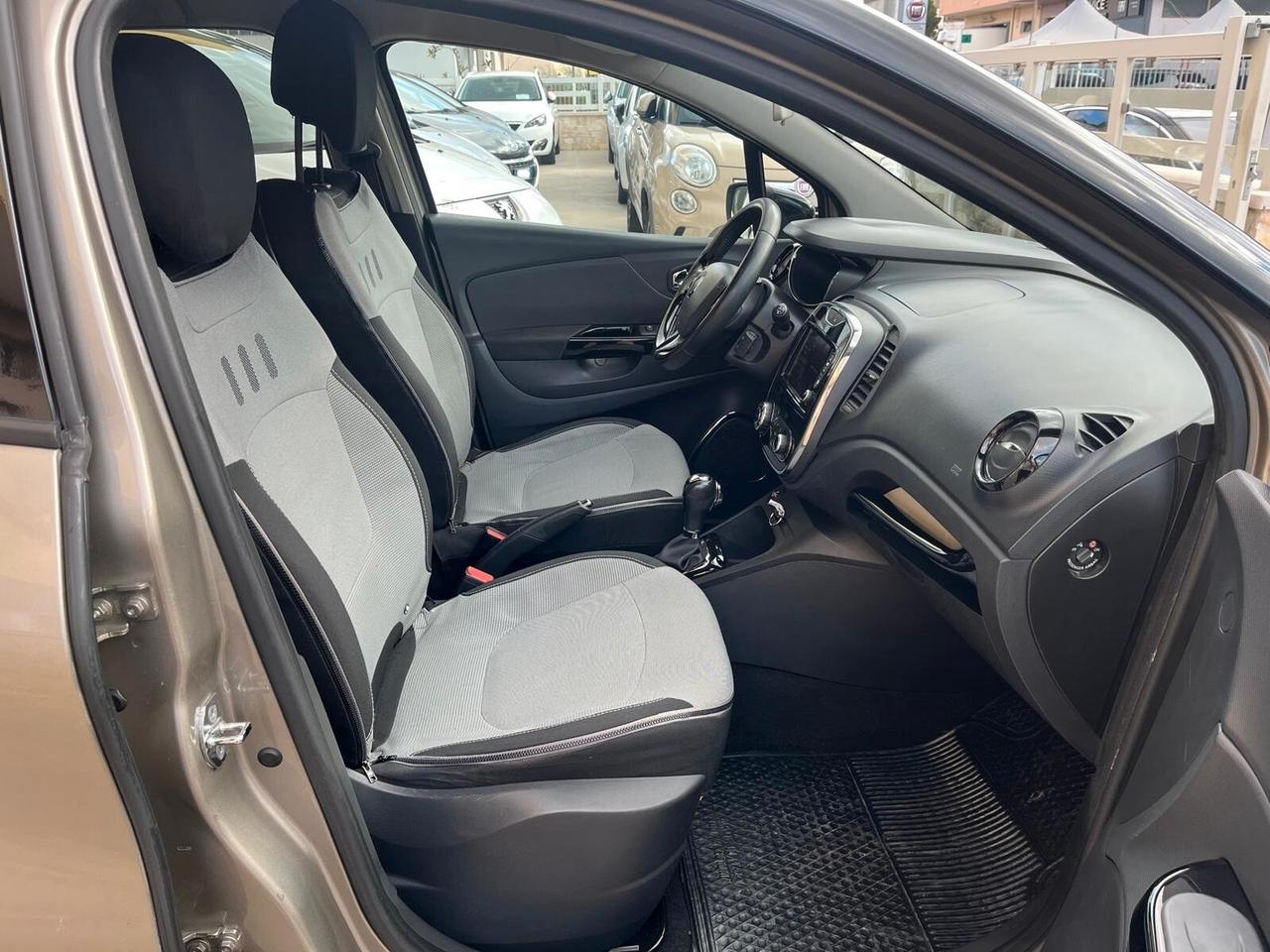 Renault Captur 1.5 dCi 90 CV EDC Intense