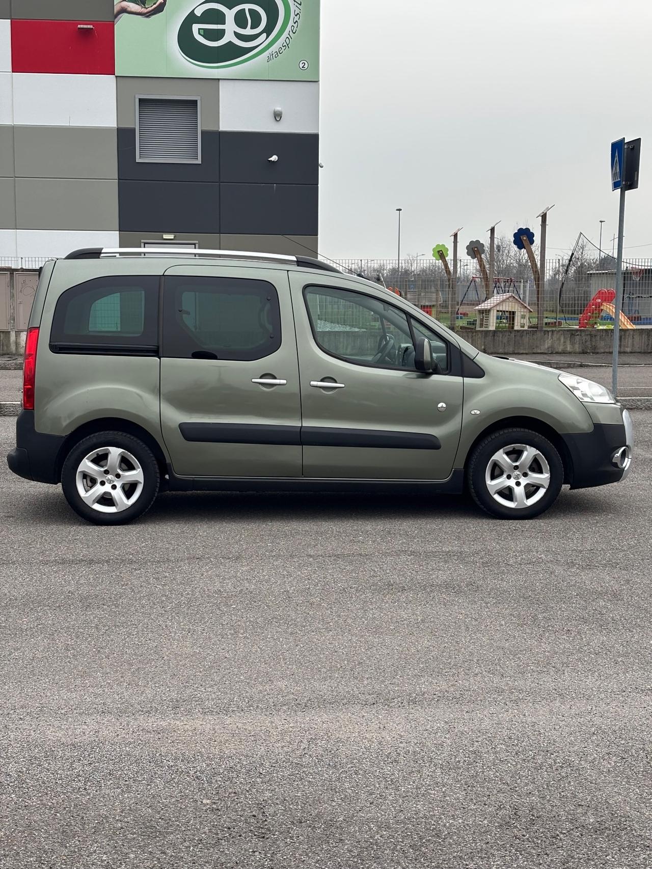 Peugeot Partner Tepee 1.6 HDi 112CV Outdoor