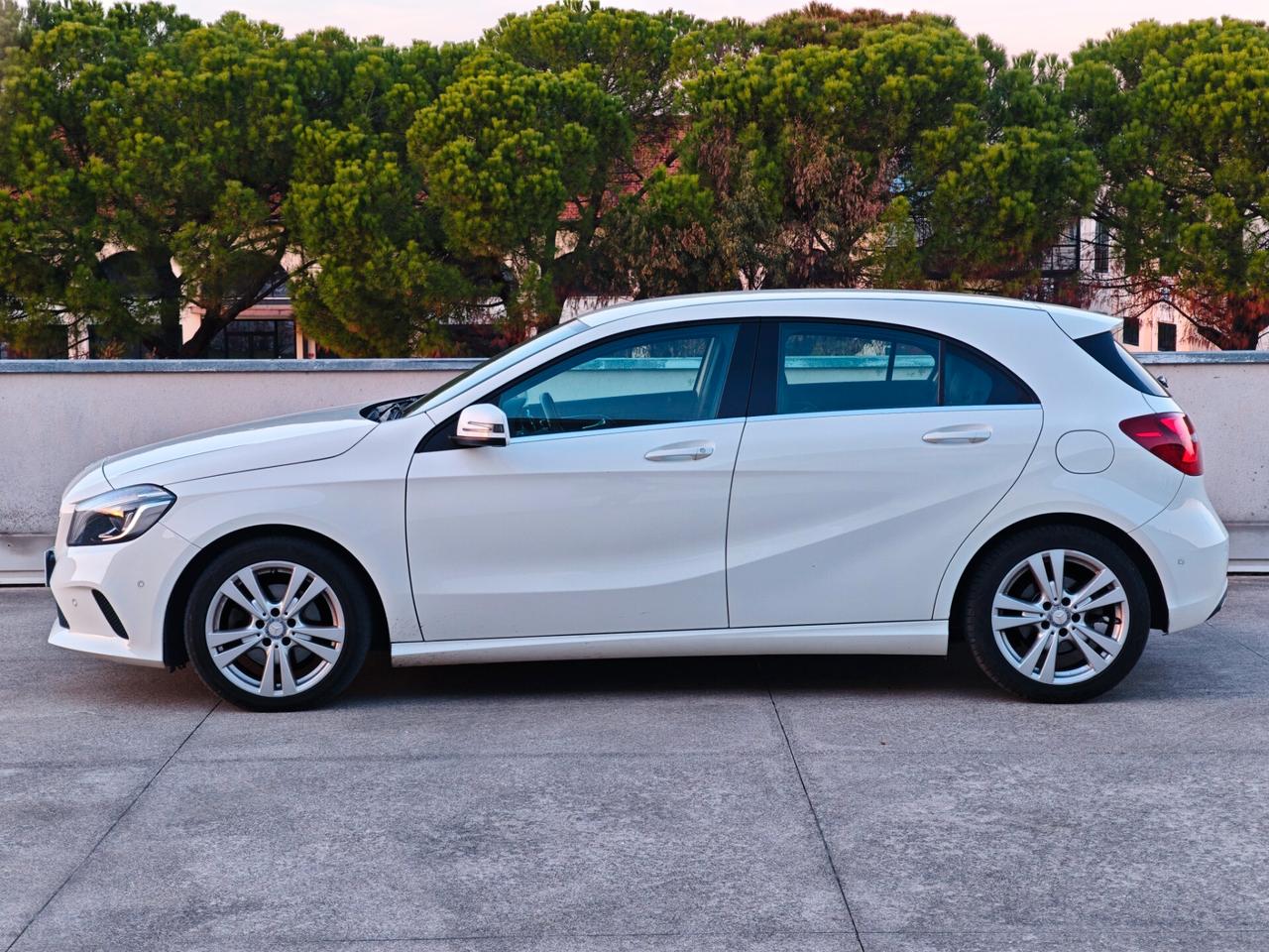 Mercedes-benz A 200 d Automatic Sport
