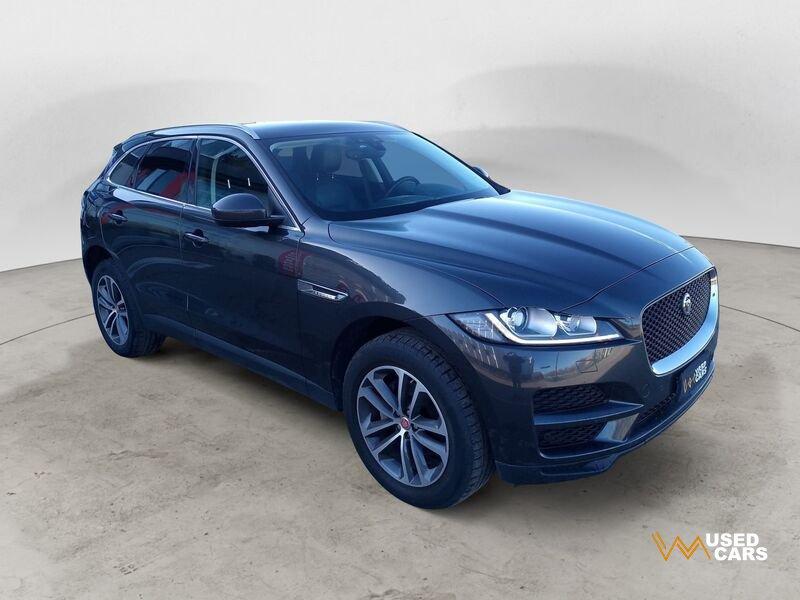 Jaguar F-Pace F-Pace 2.0 D 180 CV AWD aut. Chequered Flag