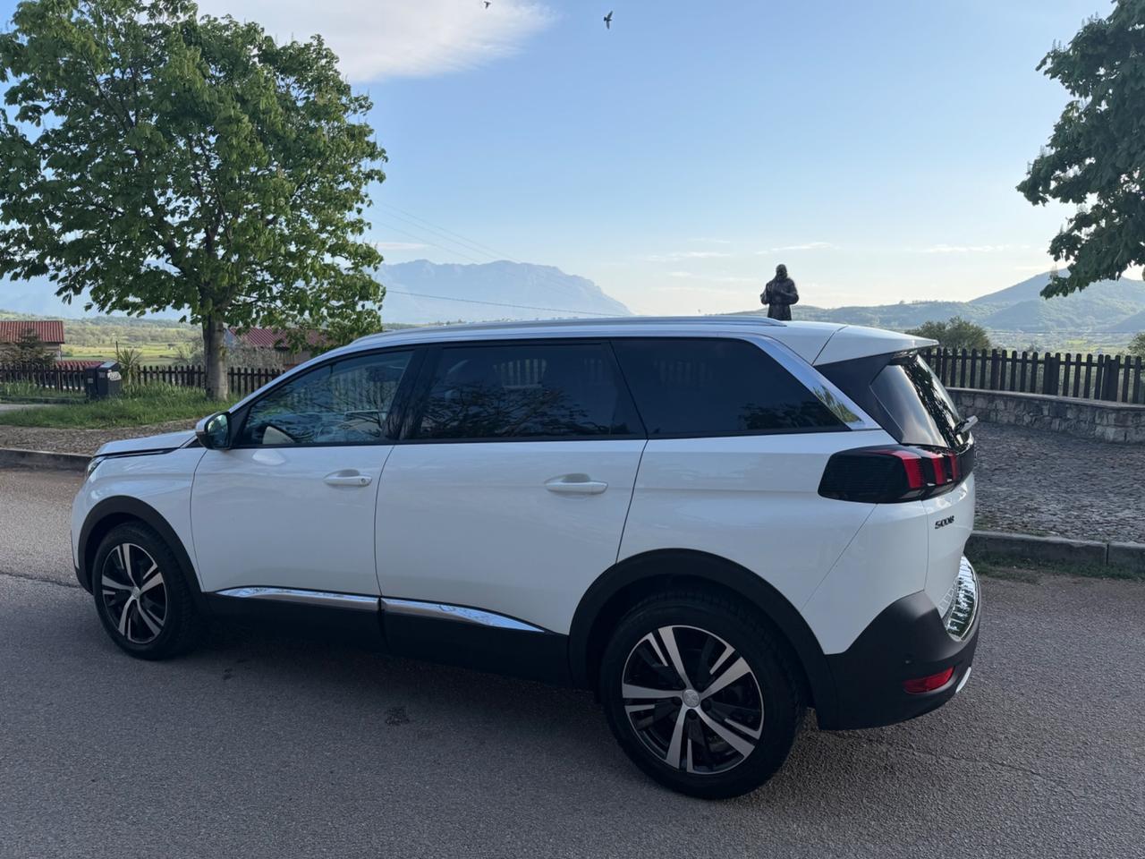 Peugeot 5008 BlueHDi 130 S&S EAT8 Allure 7p