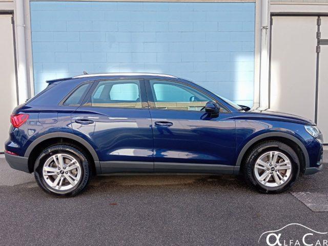 AUDI Q3 45 TFSI e S tronic Business