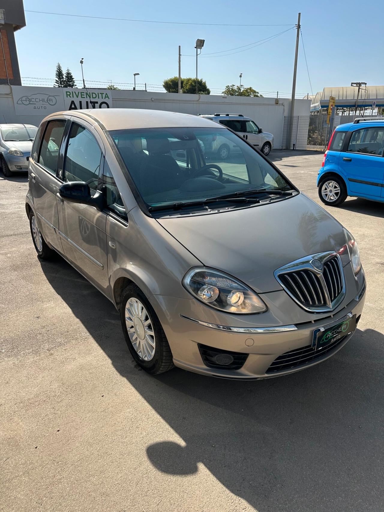 LANCIA YPSILON 1.4 GPL ECOCHIC 2011
