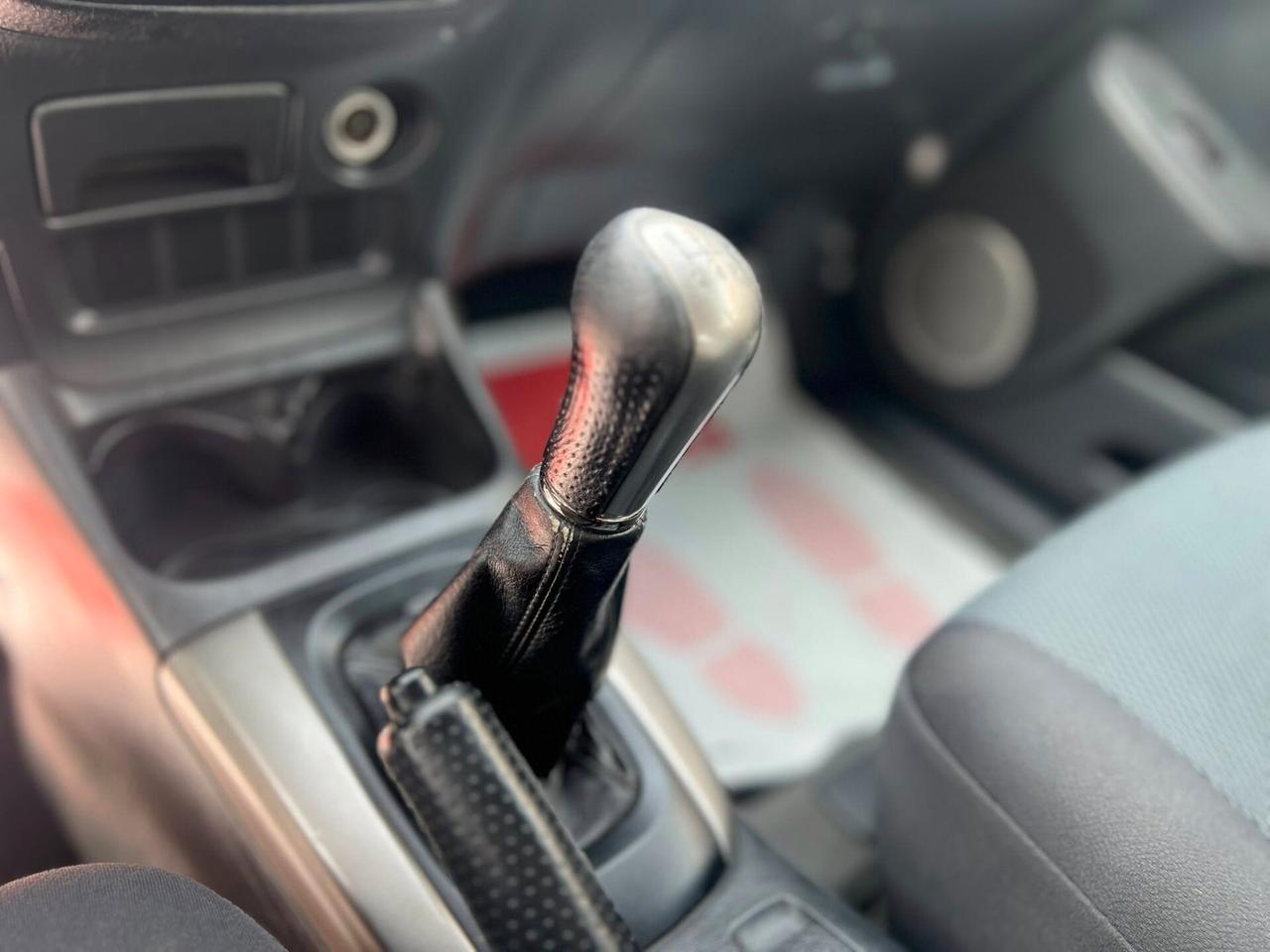 Toyota RAV 4 RAV4 2.0 Tdi D-4D cat 5 porte Sol