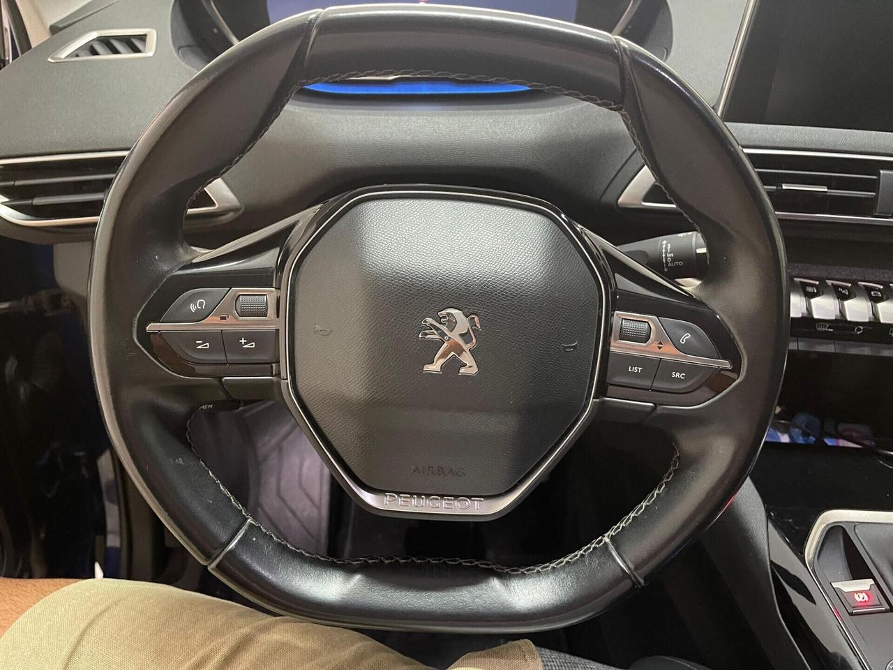 Peugeot 3008 BlueHDI 130 CV S&S Allure